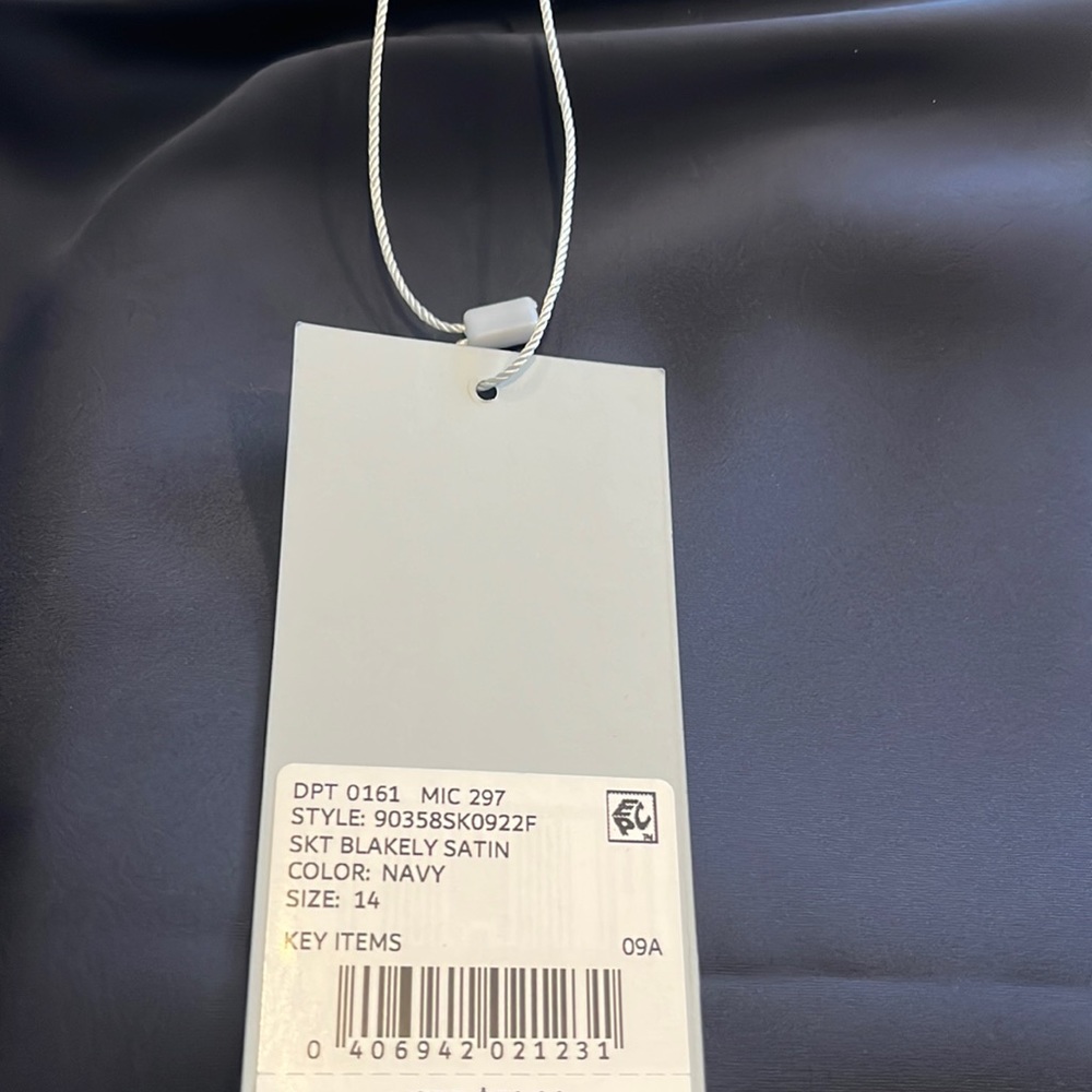 Antonio Melani Navy Satin Skirt Size 14 NWT